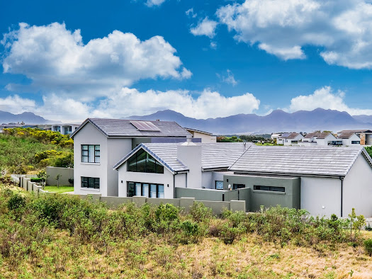 3 Bedroom Property for Sale in Oubaai Western Cape